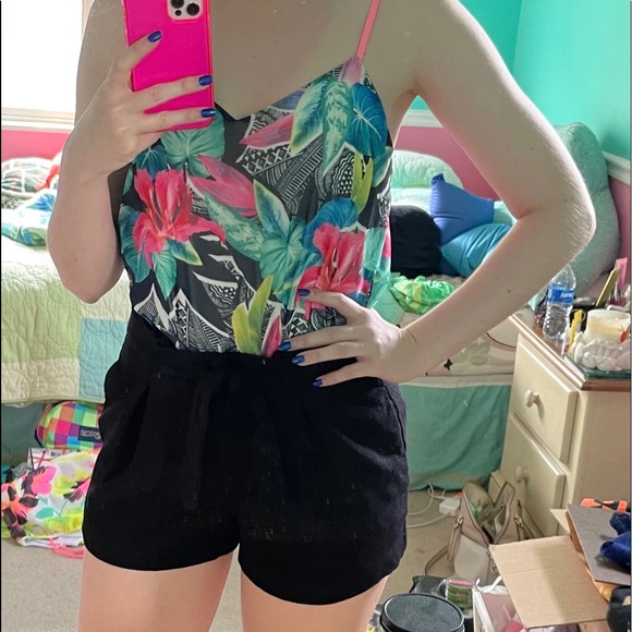 Tropical Print Dressy Tank Top - Picture 2 of 5